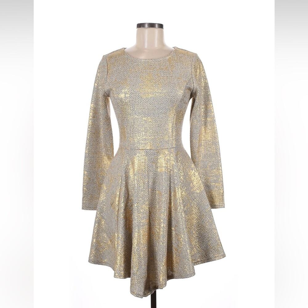 Eclair long sleeved gold‎ weave fit and flare dress, size med